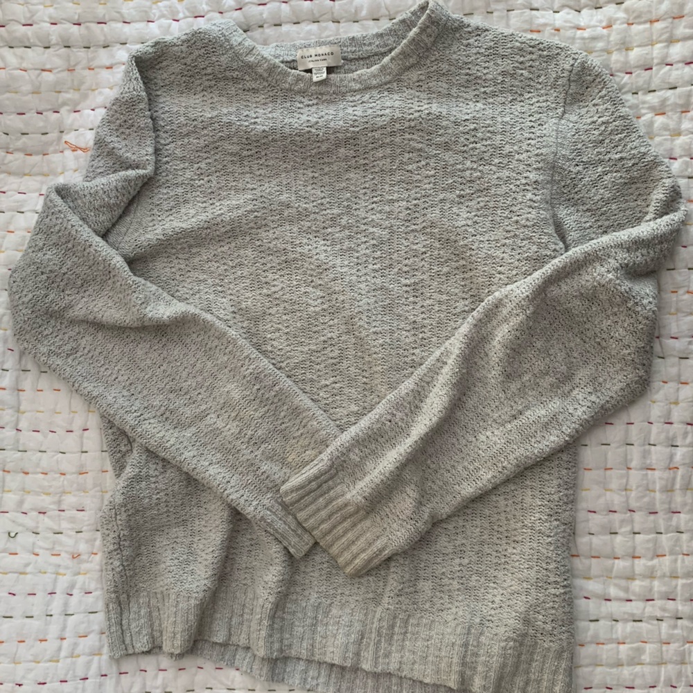 Slouchy grey knit boyfriend sweater pullover crew neck Club Monaco